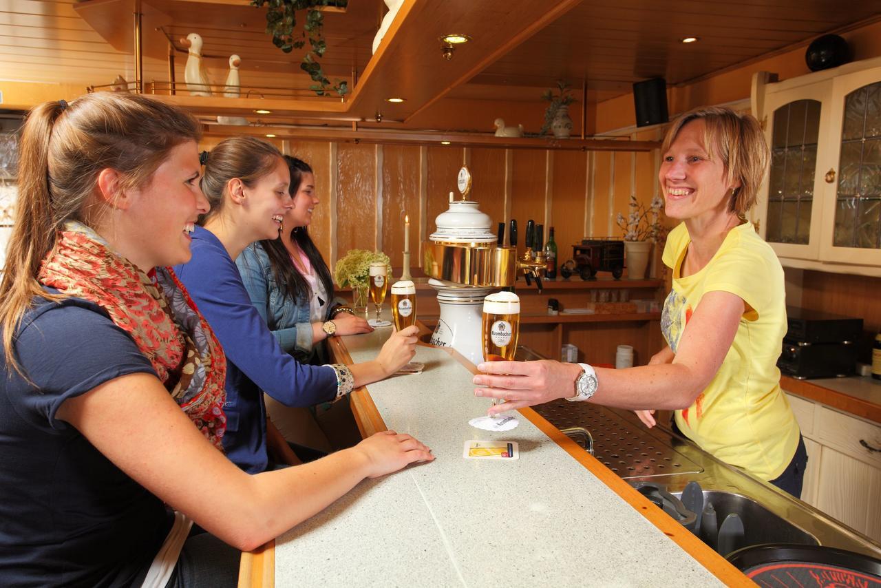 Gasthaus Mester Oedingen エクステリア 写真