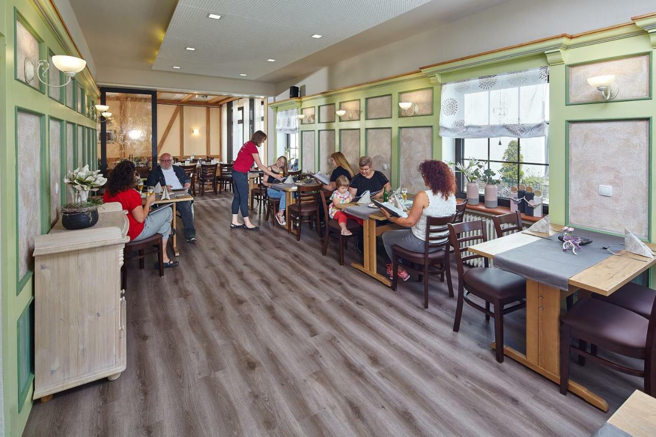 Gasthaus Mester Oedingen エクステリア 写真